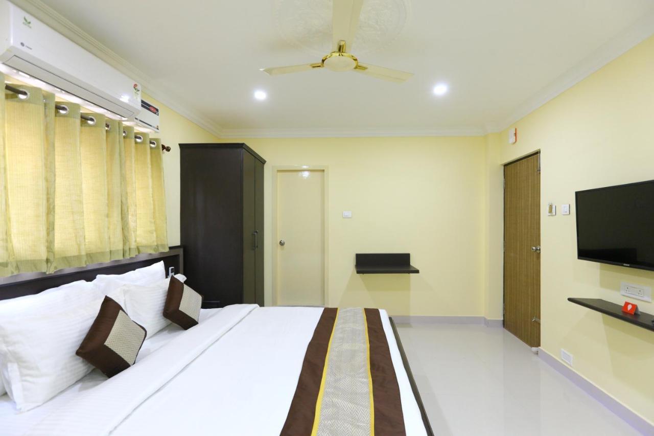 Pleasant Days Hotel Chennai Exterior foto